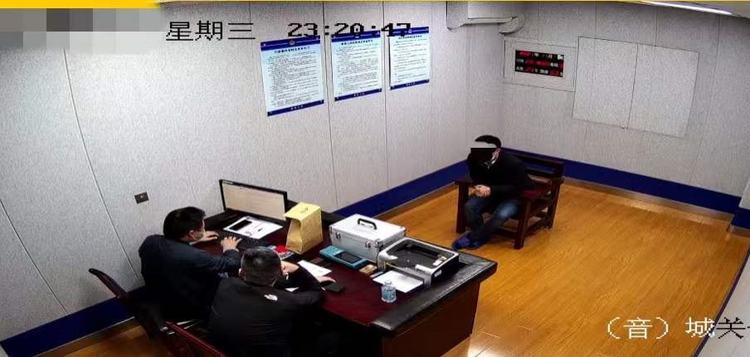 “警官，20万交个朋友怎么样？”