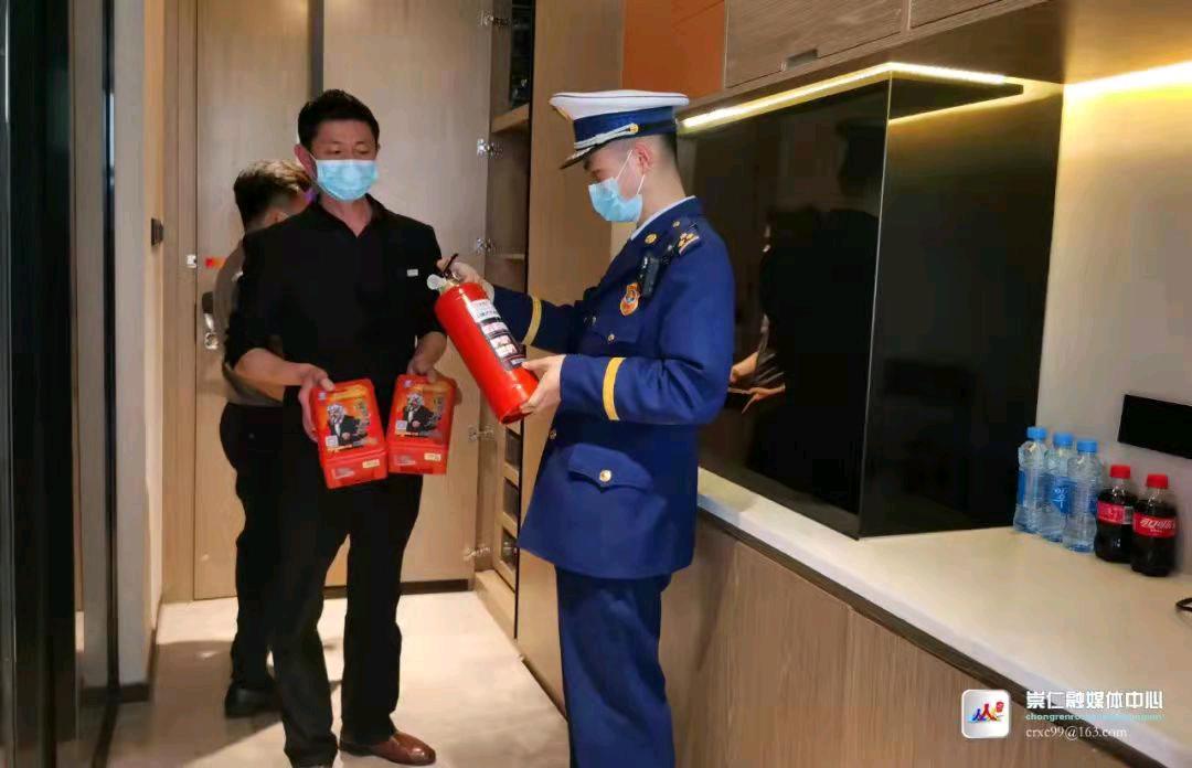 【共同战疫】，江西崇仁县“蓝红白橙”积极奋战疫线