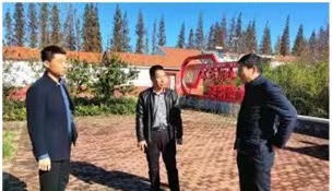 青岛西海岸大村镇河东崖网格第一书记徐俭峰助力村庄发展上台阶