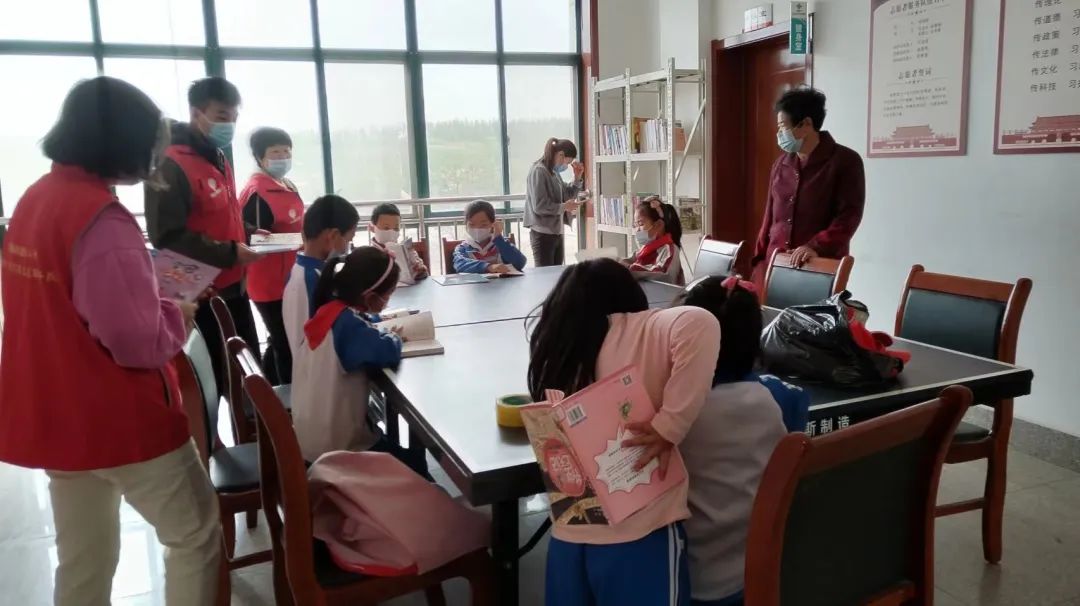 青岛西海岸张家楼街道举办“世界读书日共品好书”主题阅读活动