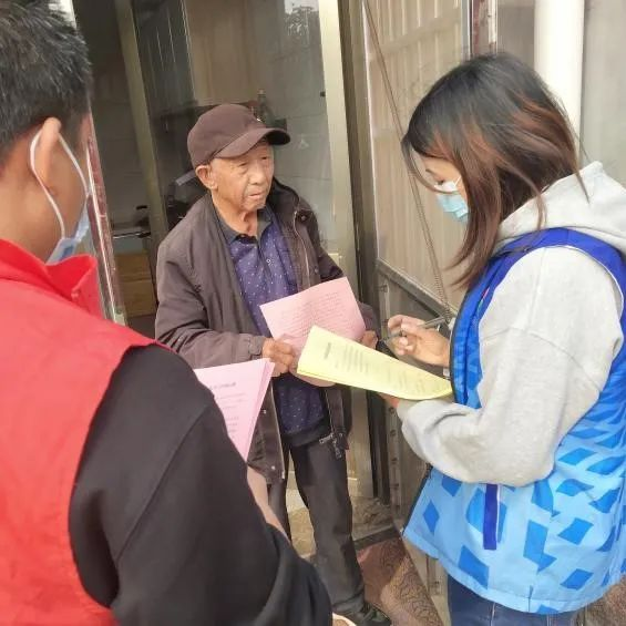 青岛西海岸大村镇启动“进万家门访万家情解万家难暖万家心”行动