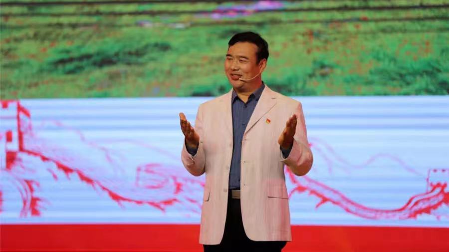 王其稳：田间地头宣传党的好声音