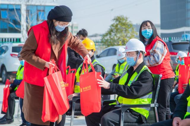 江苏盐城建湖县经济开发区：宣讲助力党员冬训 雷锋精神永放光芒