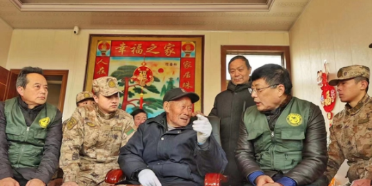 江苏盐城大丰区南阳镇：军地携手学雷锋 志愿服务树新风