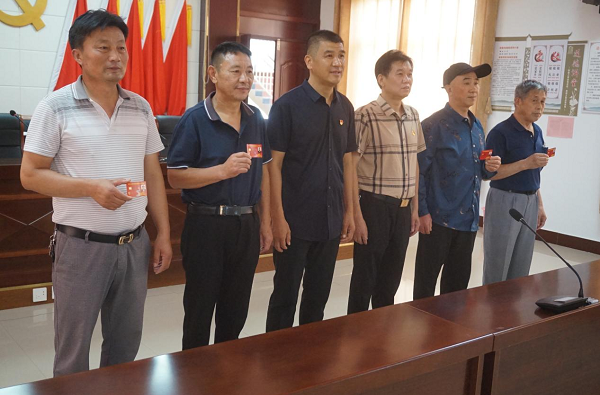 江苏盐城建湖县宝塔镇营造全社会尊崇军人职业氛围