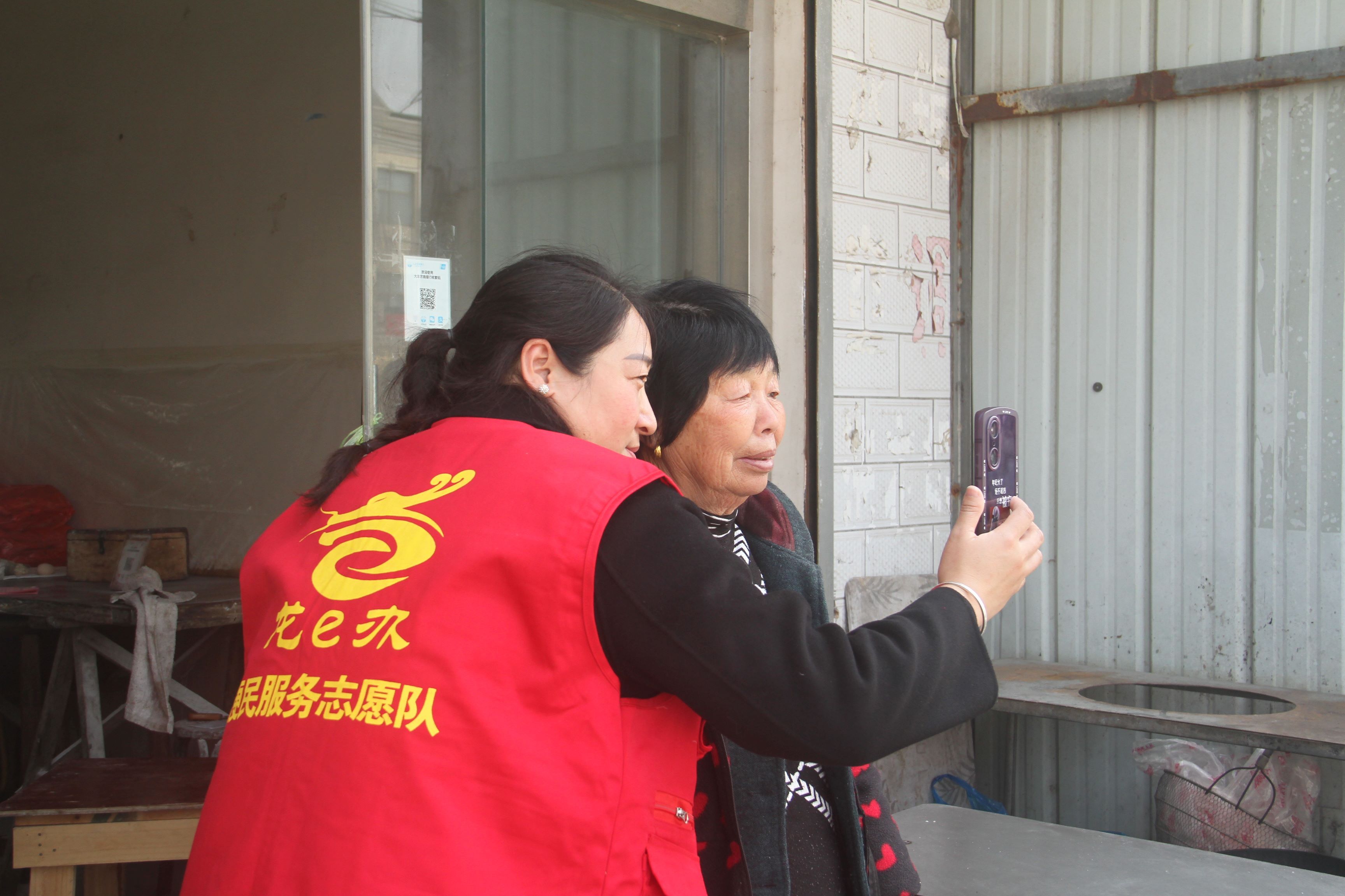 江苏盐城大丰区三龙镇：“容缺受理＋信用承诺制”打造“温情医保”服务