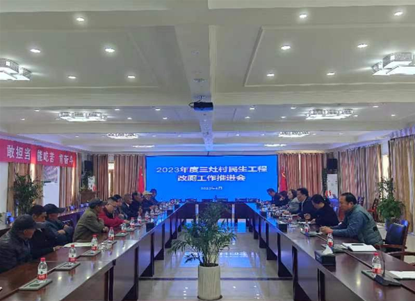 江苏盐城亭湖区新兴镇开展整村推进厕所“革命”