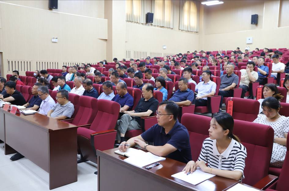 绷紧安全弦，防范于未然——青岛西海岸新区辛安街道召开三季度安委会暨防汛工作会议