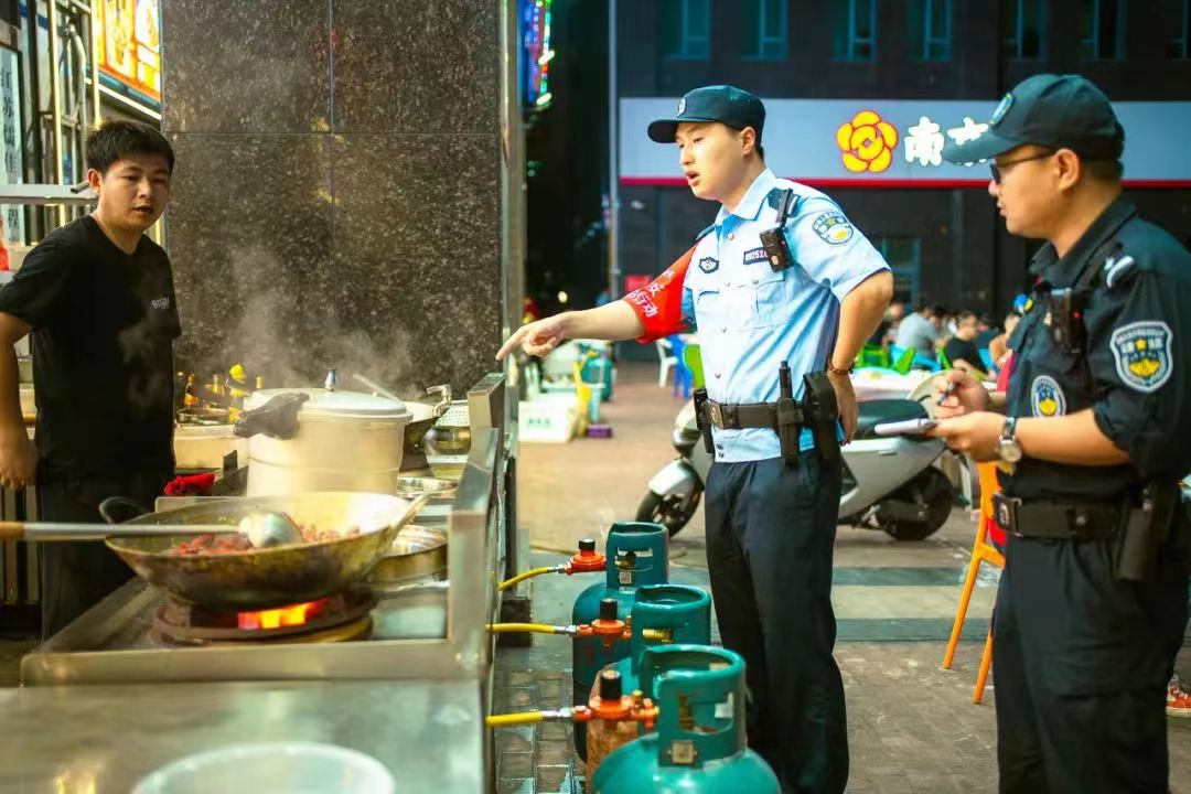 江苏盐城公安：“一警365·亲清在一企”服务发展活动成效显著