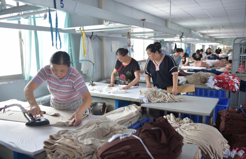 江苏盐城大丰大中街道：高温下跑出工业发展“加速度”