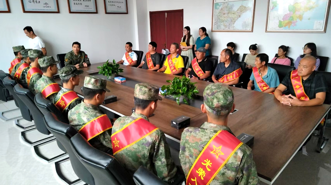 青春风华正茂，参军无上光荣——青岛西海岸新区张家楼街道欢送新兵应征入伍