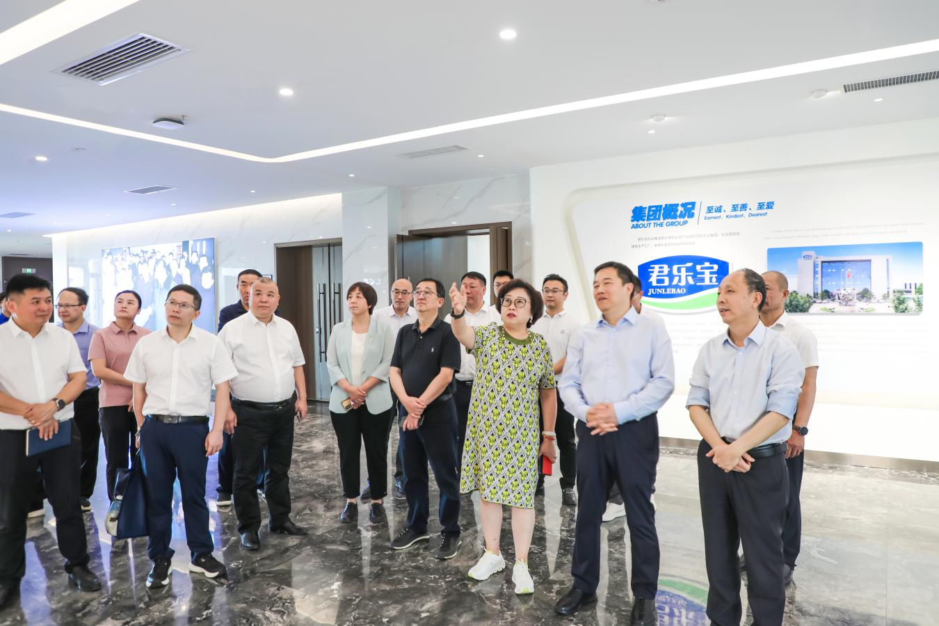 上饶市政协来石家庄考察国家“学生饮用奶计划”推广工作