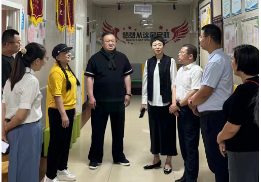 情暖童心·与爱同行  淄博市张店区工商联（总商会）组织爱心企业家开展“六一”走访慰问活动