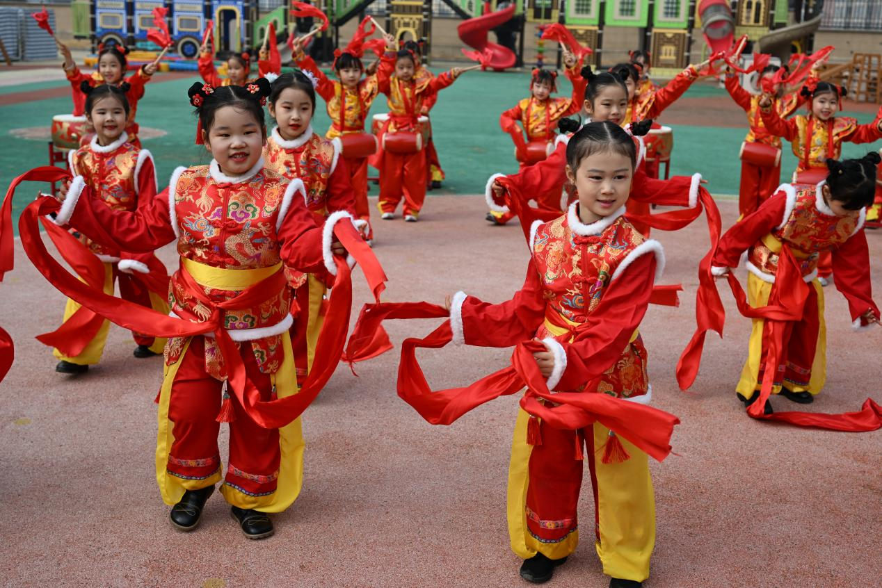 山东即墨：多彩民俗喜迎“二月二”