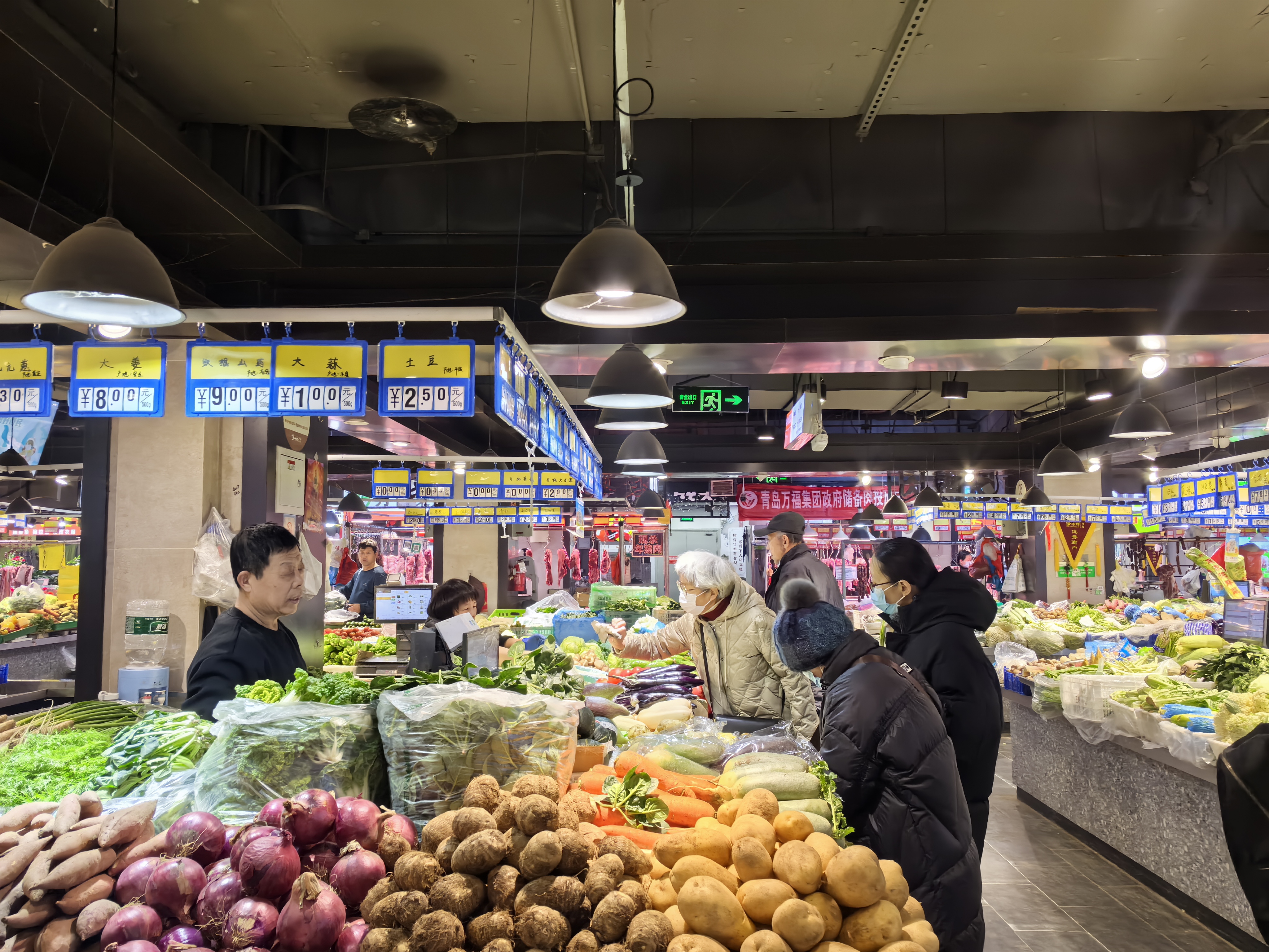 青岛市市南区：烟火气升腾 “照见”更优消费环境