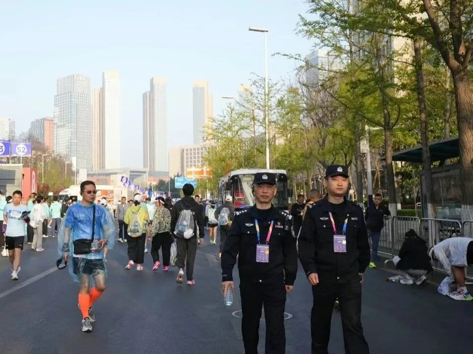 超燃“青马”，一路有“警”——青岛市公安局市南分局全力护航海尔·2025青岛马拉松