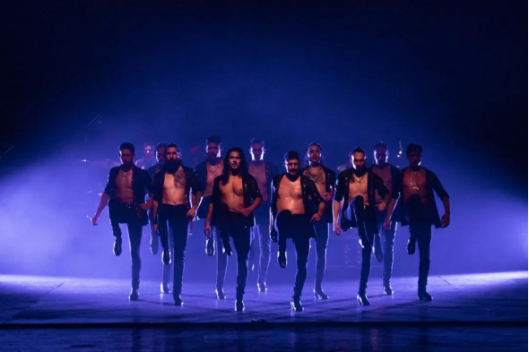 阿根廷“国宝级文化大使”MALEVO：以烈焰舞步，点燃青岛西海岸新区金沙滩啤酒城