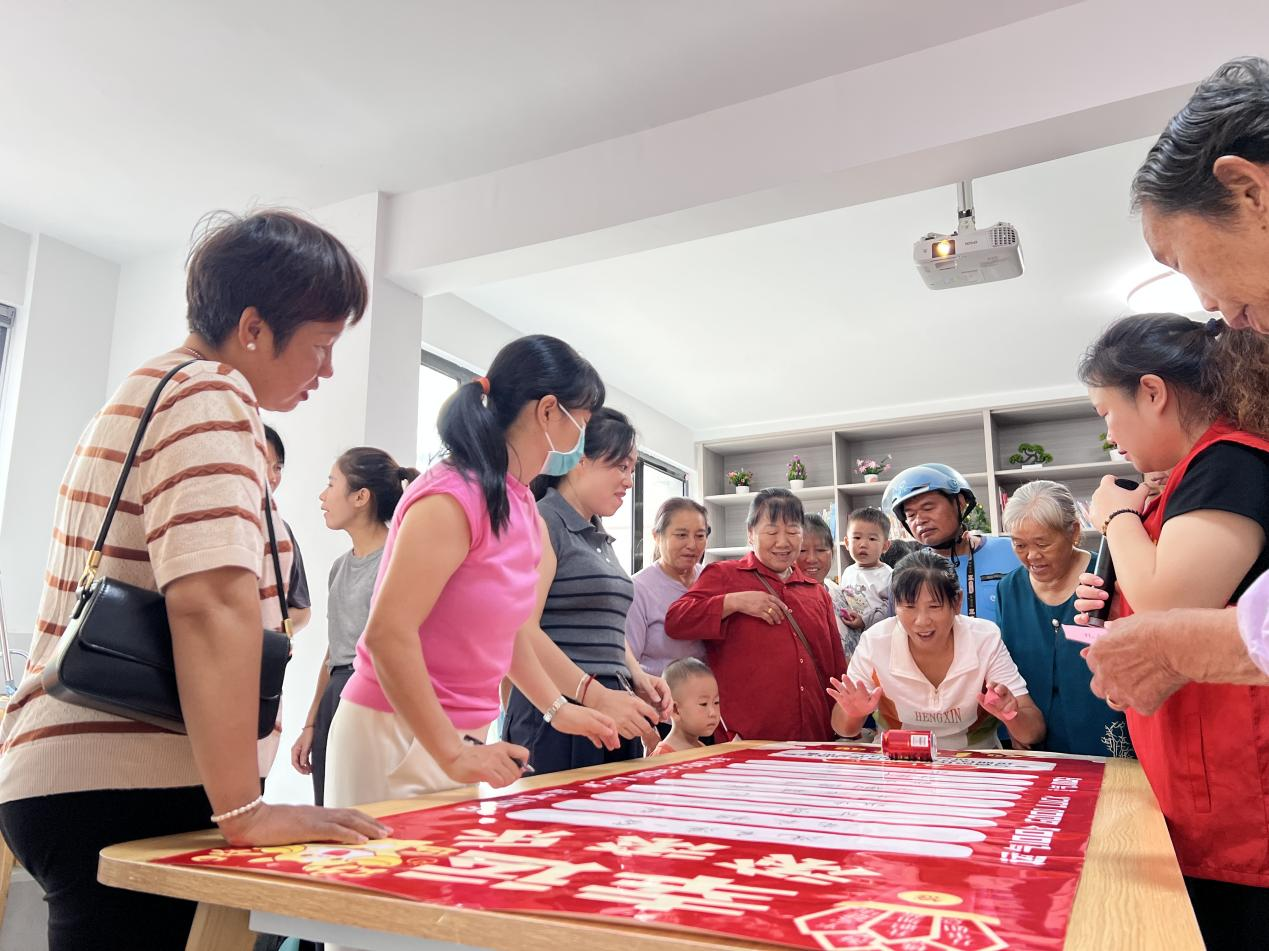 江西奉新：月满中秋 情聚今朝