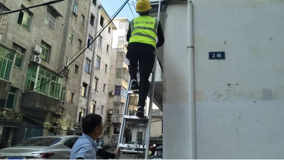 江西奉新：高效解决民生难题