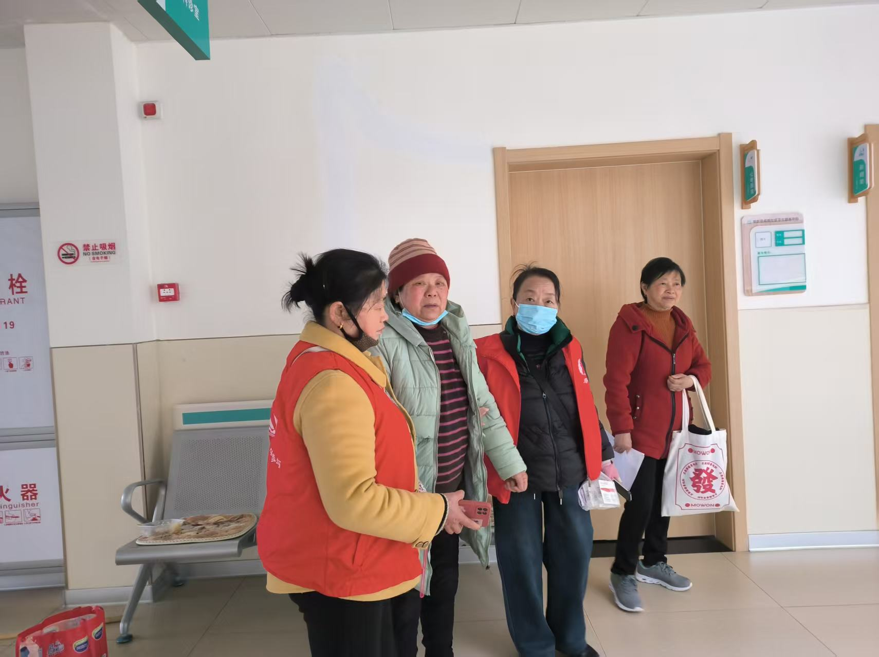 江西奉新：关爱老年健康 筑牢幸福晚年