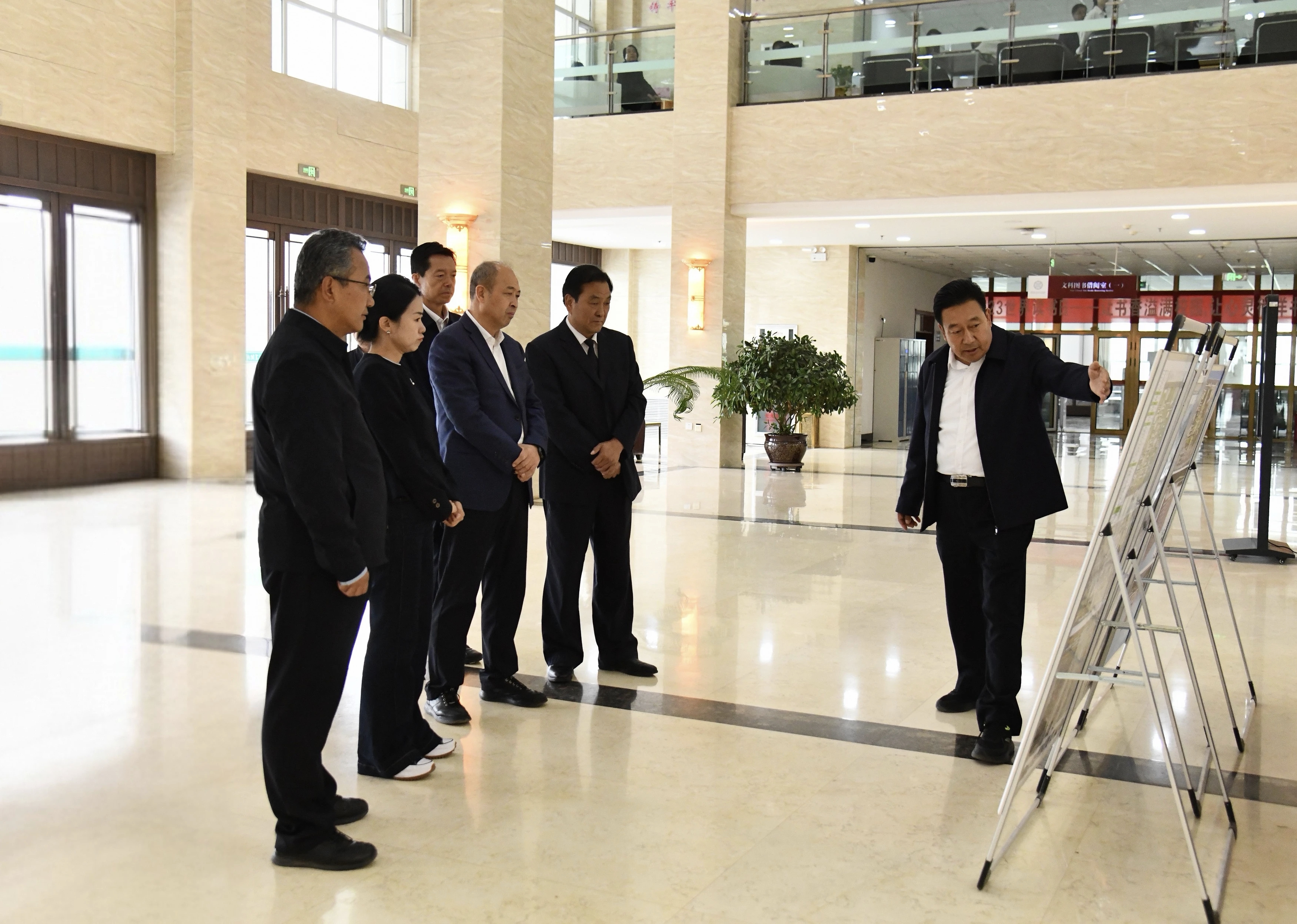 张国珍在临夏调研强调：推动党建与业务深度融合 夯实基层党组织建设 抓实抓细思想政治教育工作